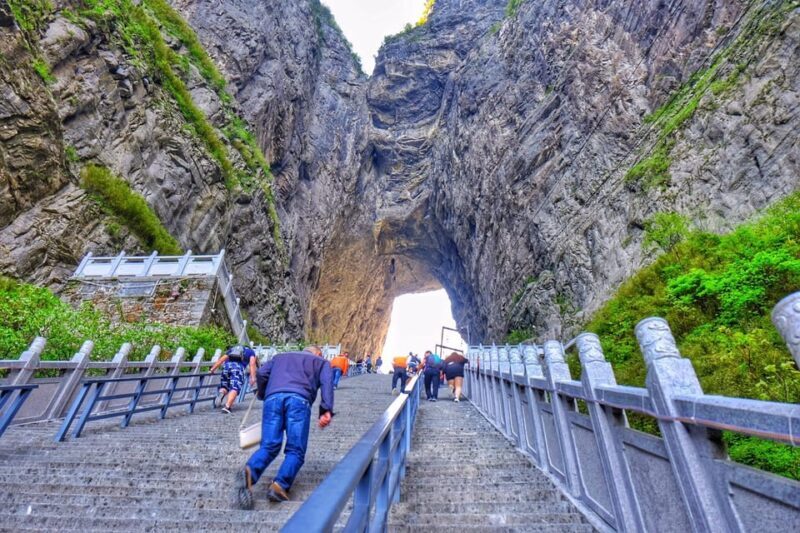 Zhangjiajie:Discover Tianmen Mountain Wonders&Fox Fairy Show - The Bonsai Garden and Other Scenic Spots
