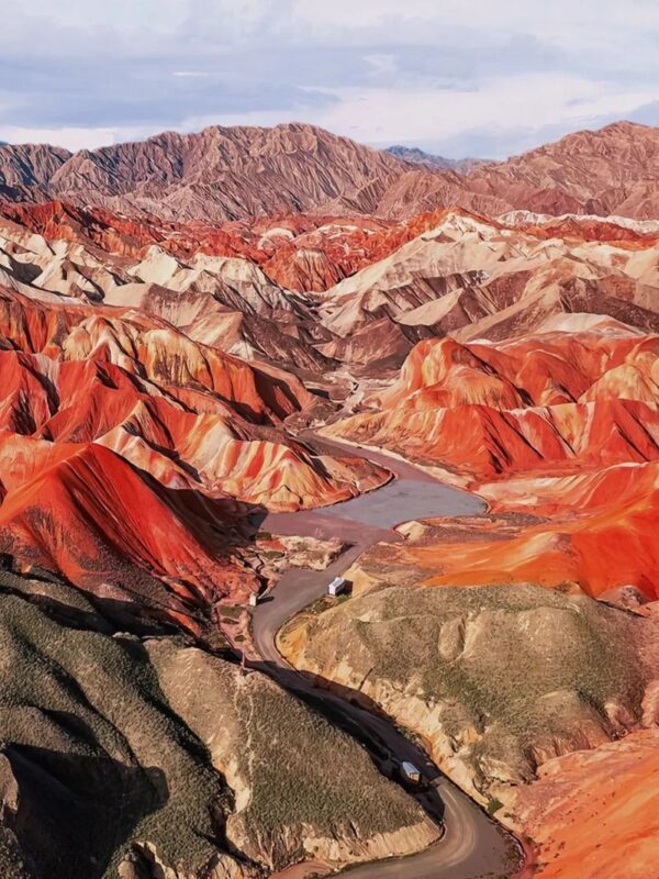 Zhangye Rainbow Danxia + Pingshan Lake Grand Canyon Day Tour (Optional Off-Road Vehicle and Camel Riding) - The break between parks matters