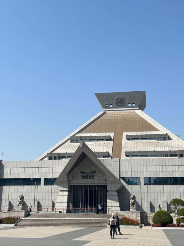 Zhengzhou: Henan Museum Guided Tour with Entry Ticket - Why This Tour Offers Great Value