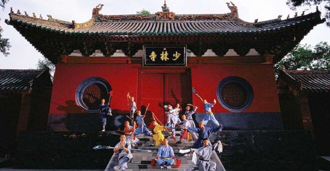 Zhengzhou: Private Tour to Shaolin Temple & Longmen Grottoes - Inclusions Provided