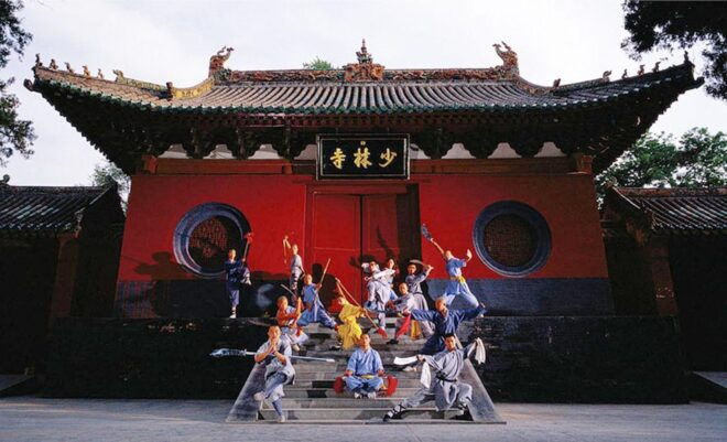 Zhengzhou: Private Tour to Shaolin Temple & Longmen Grottoes - Important Reminders