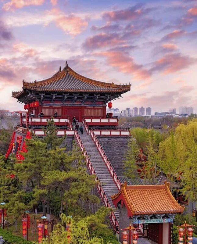 Zhengzhou to Kaifeng: Museum, Incense Craft and Song Legacy - Exploring the Heart of Kaifeng: A Journey Through Chinese Heritage