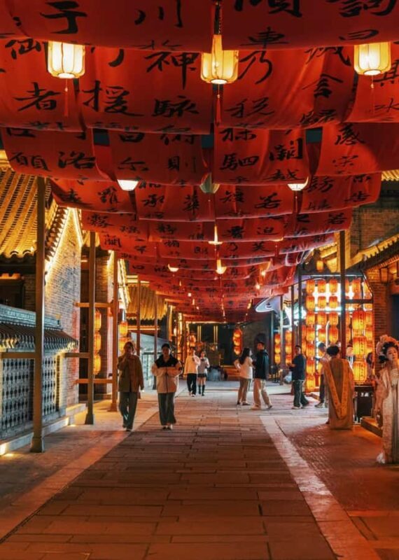 Zhengzhou to Luoyang: UNESCO Grottoes, Museum & Old Town - FAQ