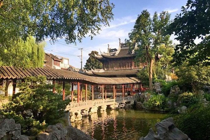 Zhujiajiao Ancient Town and Night Luxury Cruise Tour in Shanghai - Good To Know