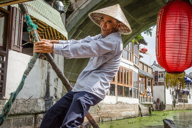 Zhujiajiao and Yu Garden Tour with Wonton Making in Shanghai - A Rich Day of Discovery in Shanghai