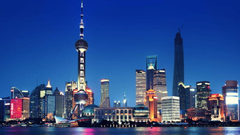 Zhujiajiao & Shanghai:Small Group Tour Water Town to Skyline - Transportation & Group Size