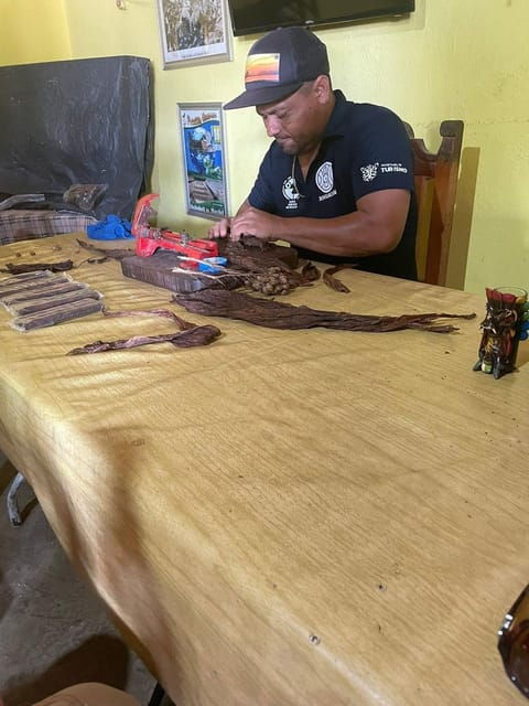 Zihuatanejo: Xihuacan Archaeological Tour With Museum Visit - Inclusions