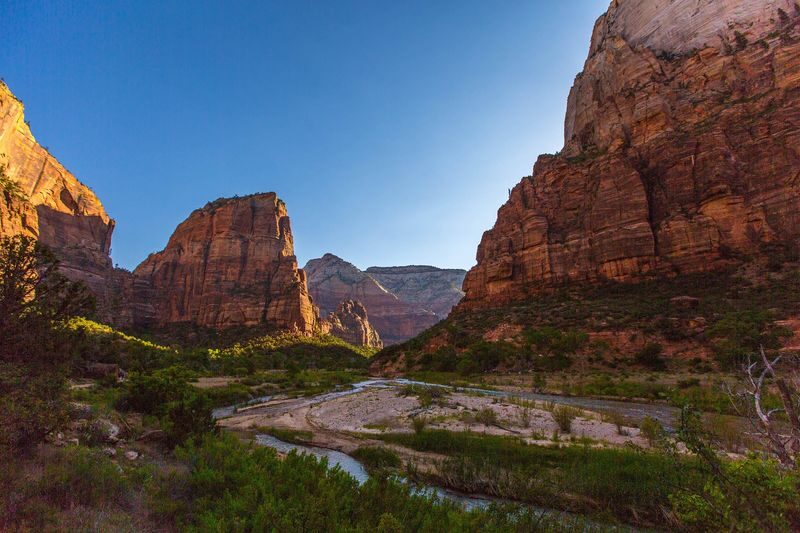 Zion National Park, Antelope Canyon, Yellowstone, Grand Teton & Valley of Fire 6-Day Tour (Chinese Guided, 13-Person Gro - My booking advice