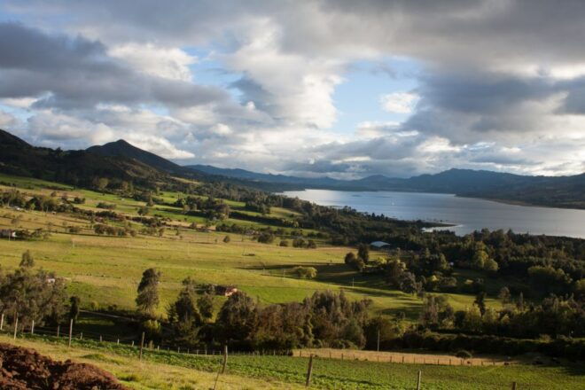 Zipaquirá & Lake Guatavita: Transportation Day Trip - Attraction Details