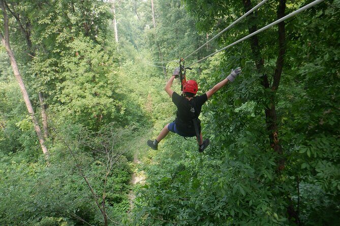 Zipline Adventure in Galena, Illinois - Guides and Safety: Experts Making the Difference