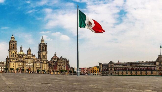 Zocalo, Historical City Center: Private Tour With Transport - Transportation Amenities