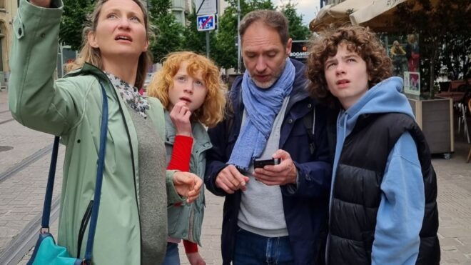 Zombie Invasion" Antwerp : Outdoor Escape Game - Engaging and Thrilling Experience