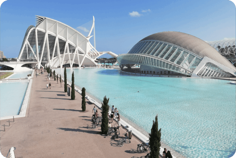 Zoom Through Valencia: Top 25 Hotspots on E-Scooters - Unwind in the Serene Jardí Del Túria
