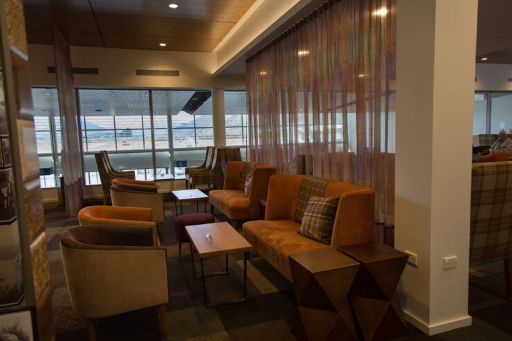 ZQN Queenstown Airport: Manaia Lounge Access - Ticket Details and Flexibility