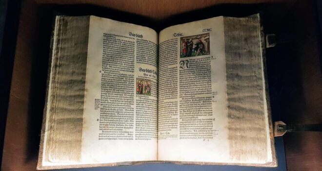 Zurich: a Journey Through Time, History, and the Reformation - Discovering Zurichs Old Town and Legends