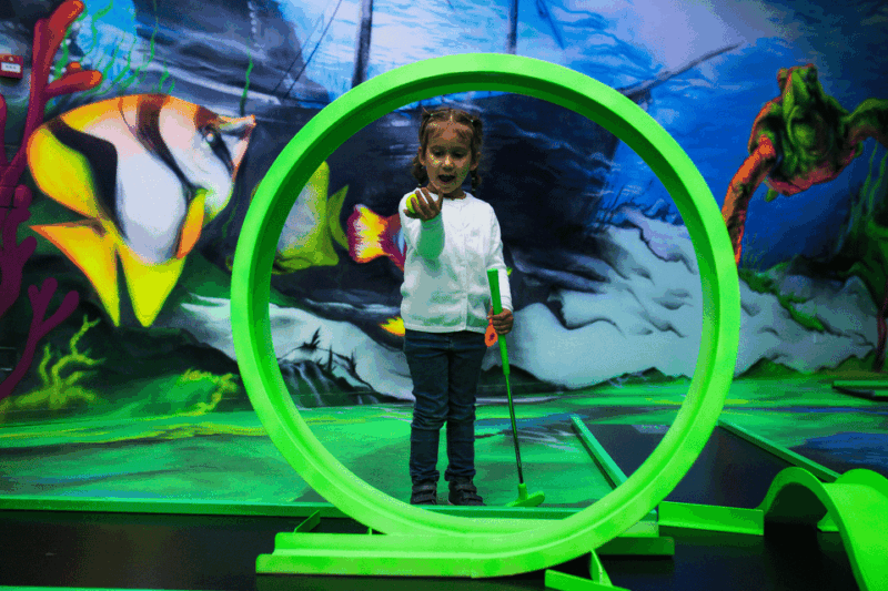 Zurich: Black Light Galaxy Minigolf - Good To Know