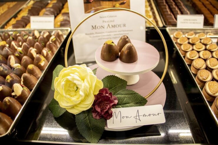 Zurich: Chocolate Tasting and Traditions Tour With a Local - Tour Details