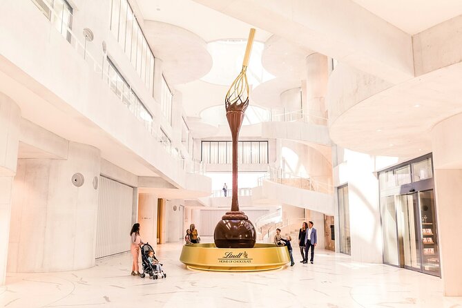 Zürich City Sightseeing Tour With Cruise, Lindt Home of Chocolate - Meeting and Pickup Details