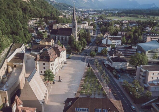 Zurich: Liechtenstein, Austria, Germany and Swiss Day Trip - Transportation Details