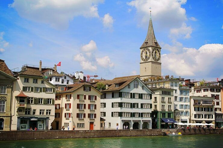 Zurich - Old Town Private Walking Tour - Experience Highlights