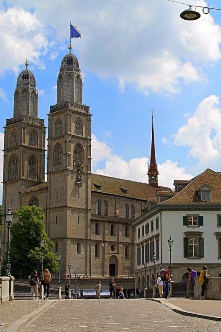 Zurich: Self-Guided Audio Tour - Inclusions