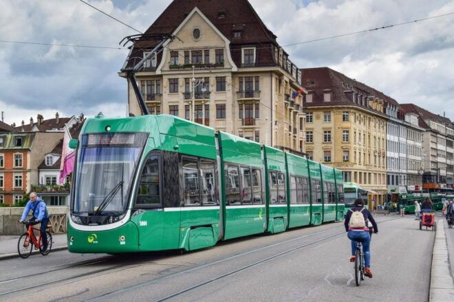 Zurich: Self-Guided Audio Tour - Important Information