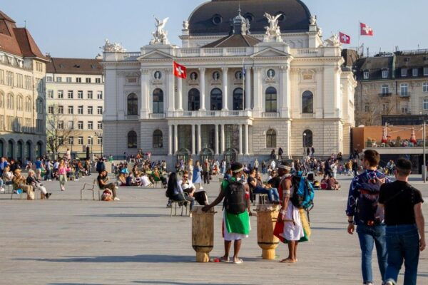 Zurich: Self-Guided Audio Tour - Background