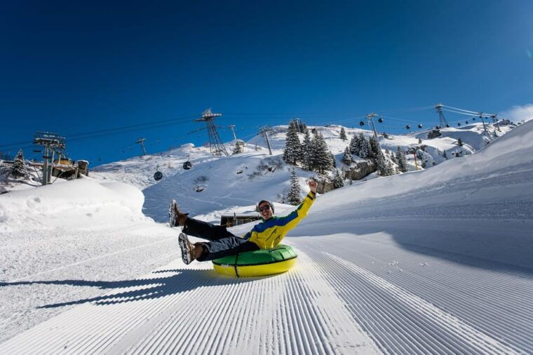 Zurich: Titlis Beginner Ski Day Snow Experience & Lucerne - Skiing and Activities at Titlis Mountain