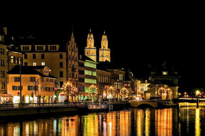 Zurich: Touristic Highlights of Zurich City With Cruise and Chocolate - Zurich City Highlights