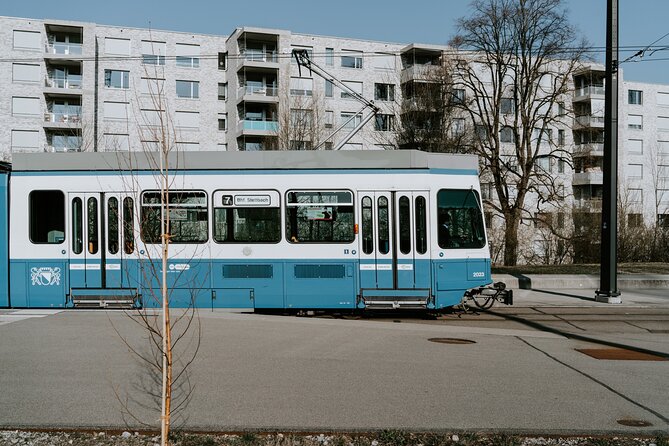 Zurich: Touristic Highlights of Zurich City With Cruise and Chocolate - Directions