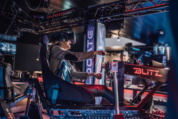 Zurich: Virtual Reality Space Racing Simulator - Immersive Landscapes