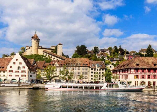 Zürich:Private Car Tour- Rhine Falls, Titisee & Black Forest - Frequently Asked Questions